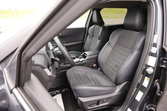 Used 2025 Mitsubishi Outlander SE AWD/4WD image 8