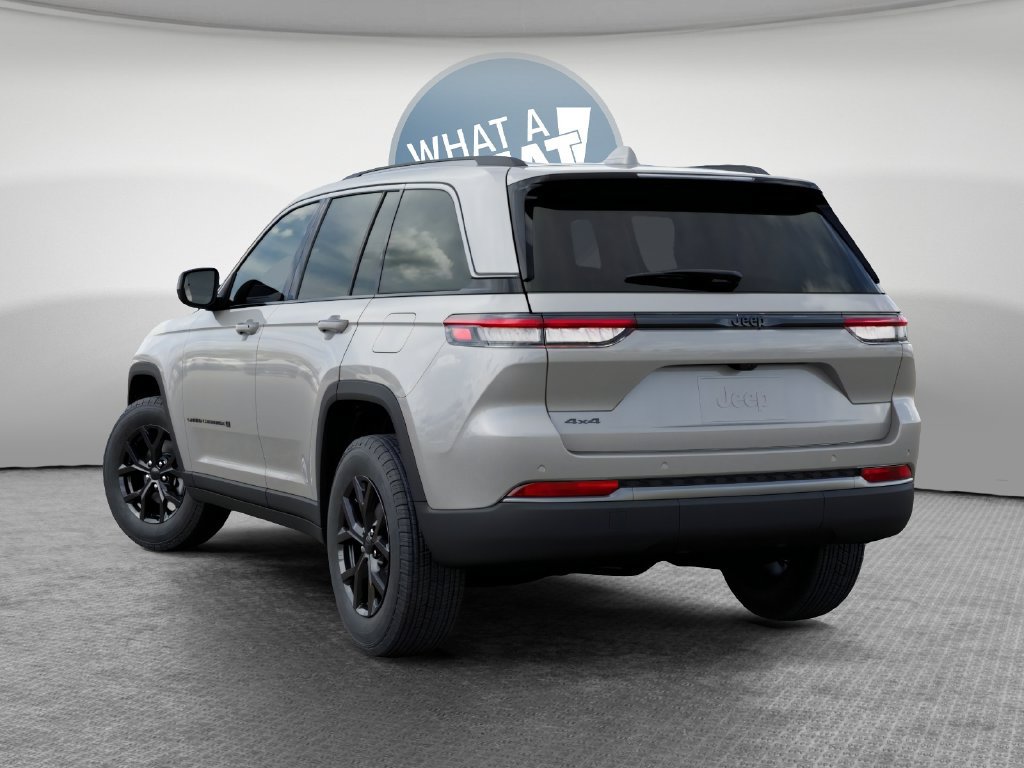 New 2026 Jeep Grand Cherokee Altitude AWD/4WD image 4