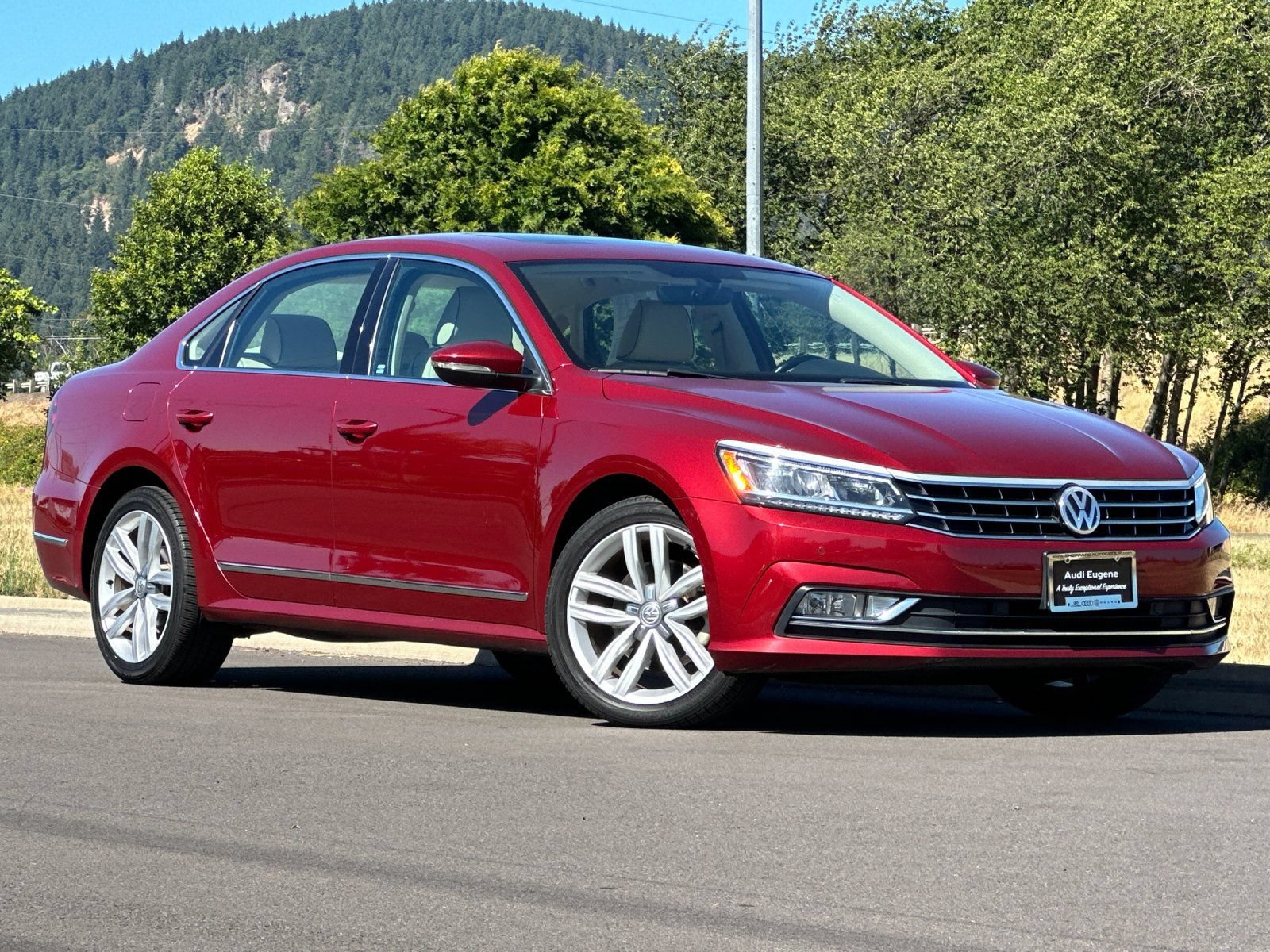 Used 2017 Volkswagen Passat 1.8T SE