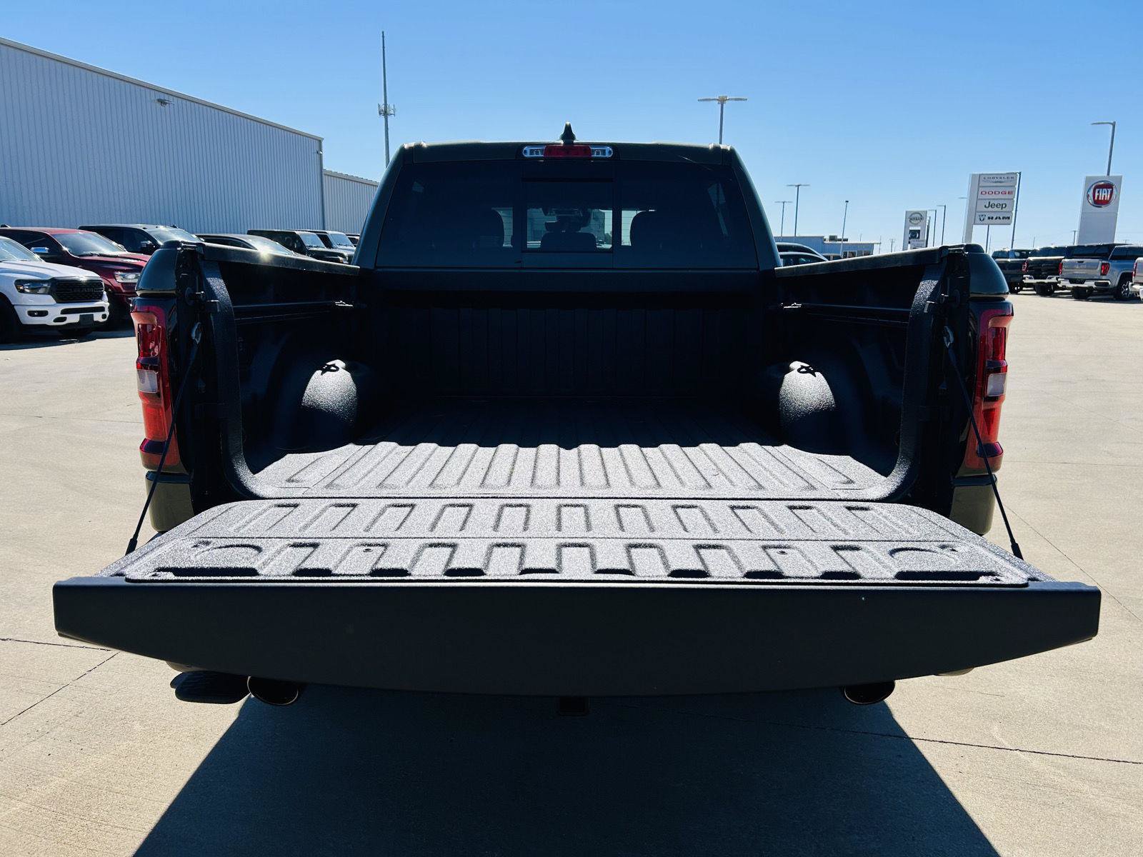 New 2027 RAM 1500 Big Horn AWD/4WD image 28