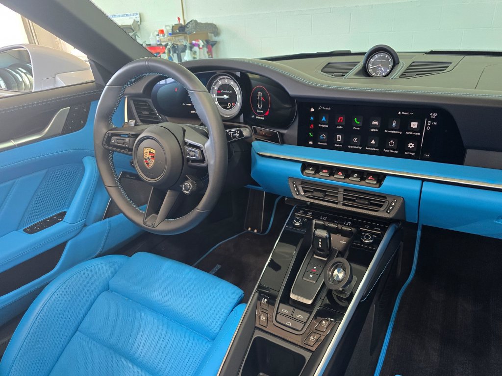 Used 2025 Porsche 911 Turbo S AWD/4WD image 33