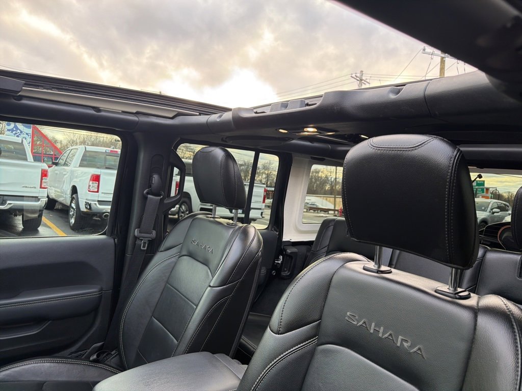 Certified 2022 Jeep Wrangler Unlimited Sahara w/ Cold Weather Group image 6