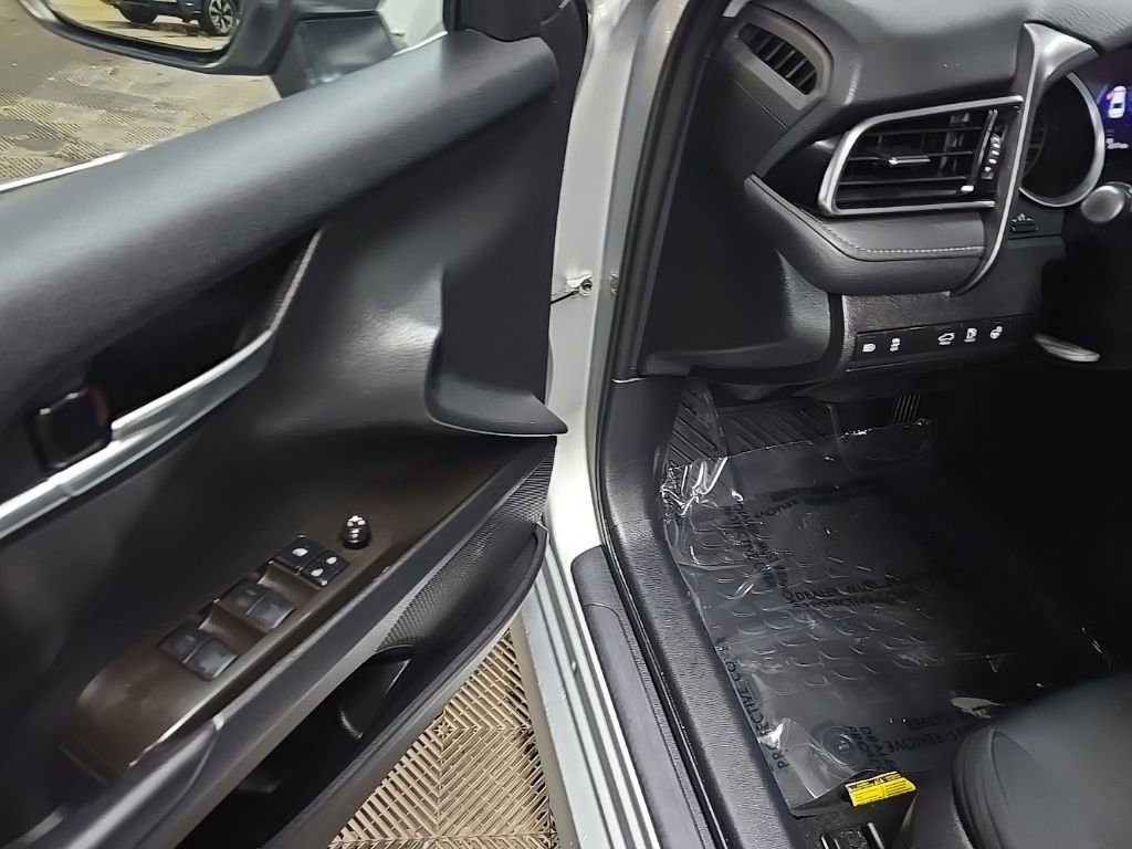 Used 2021 Toyota Camry LE w/ Cold Weather Package image 27