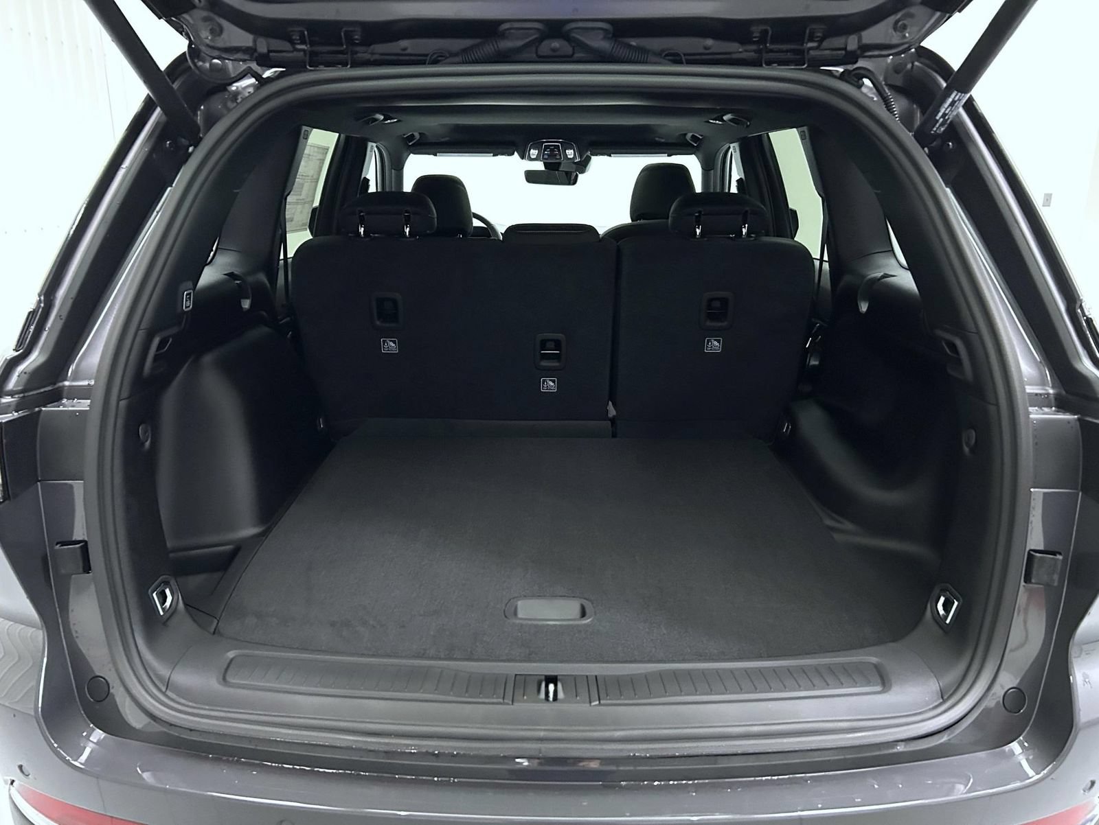 New 2026 Jeep Grand Cherokee Laredo X AWD/4WD image 21