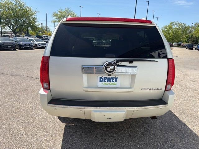 Used 2008 Cadillac Escalade ESV AWD image 4