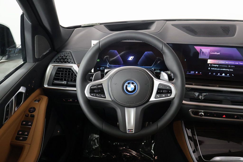 New 2026 BMW X5 xDrive50e w/ Executive Package AWD/4WD image 3