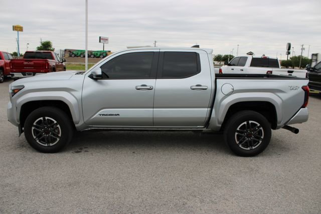Used 2024 Toyota Tacoma TRD Sport RWD image 9