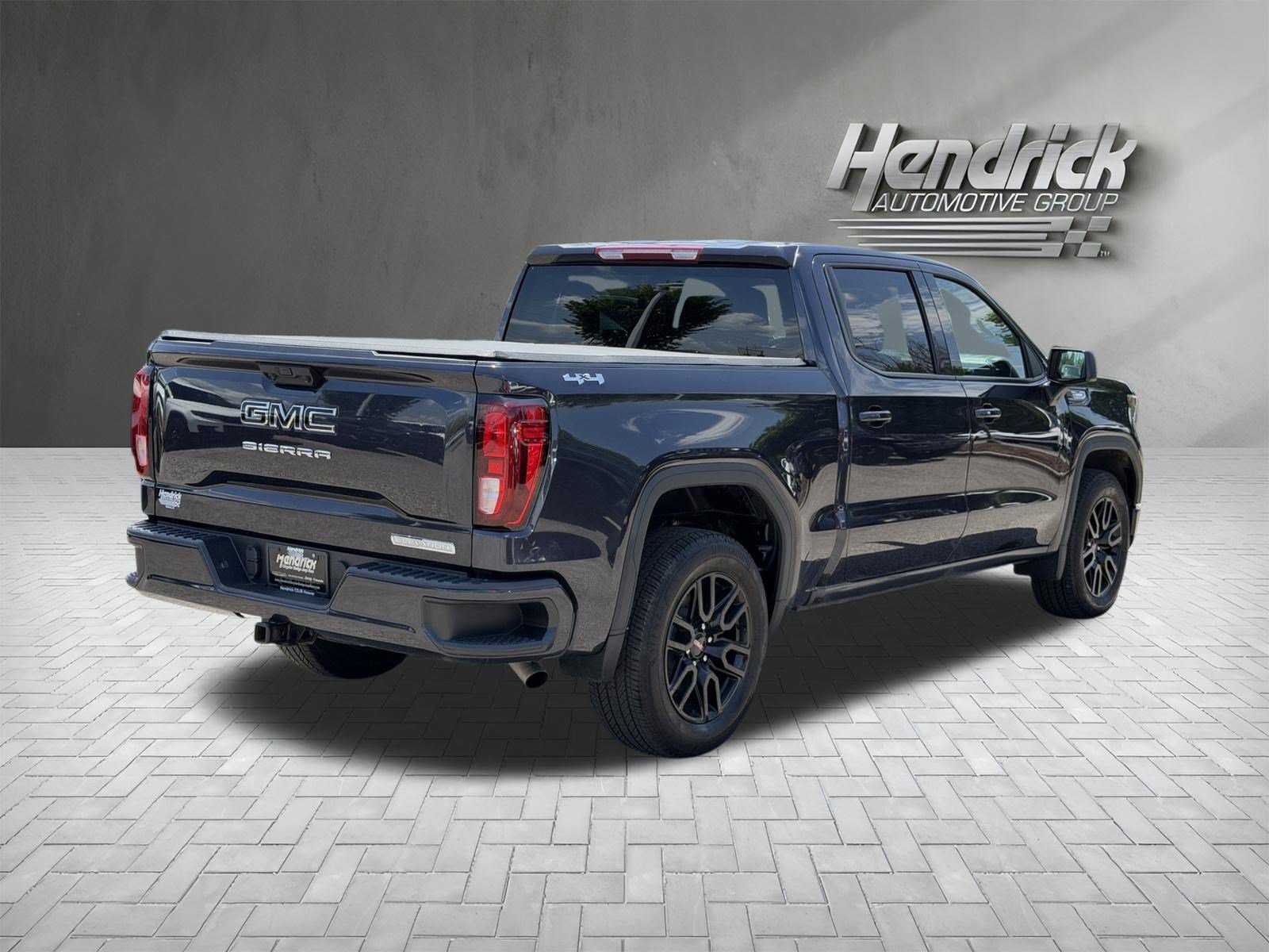 Used 2025 GMC Sierra 1500 Elevation AWD/4WD image 10