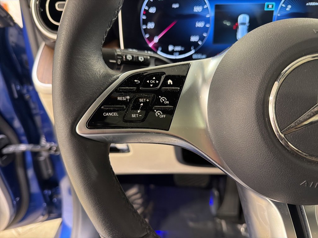 Used 2024 Mercedes-Benz GLC 300 4MATIC image 12