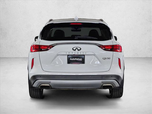 Used 2020 INFINITI QX50 Luxe w/ Navigation Package image 7