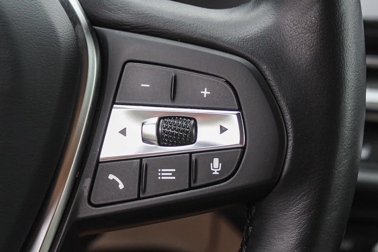 Used 2023 BMW 228i Gran Coupe w/ Convenience Package FWD image 23