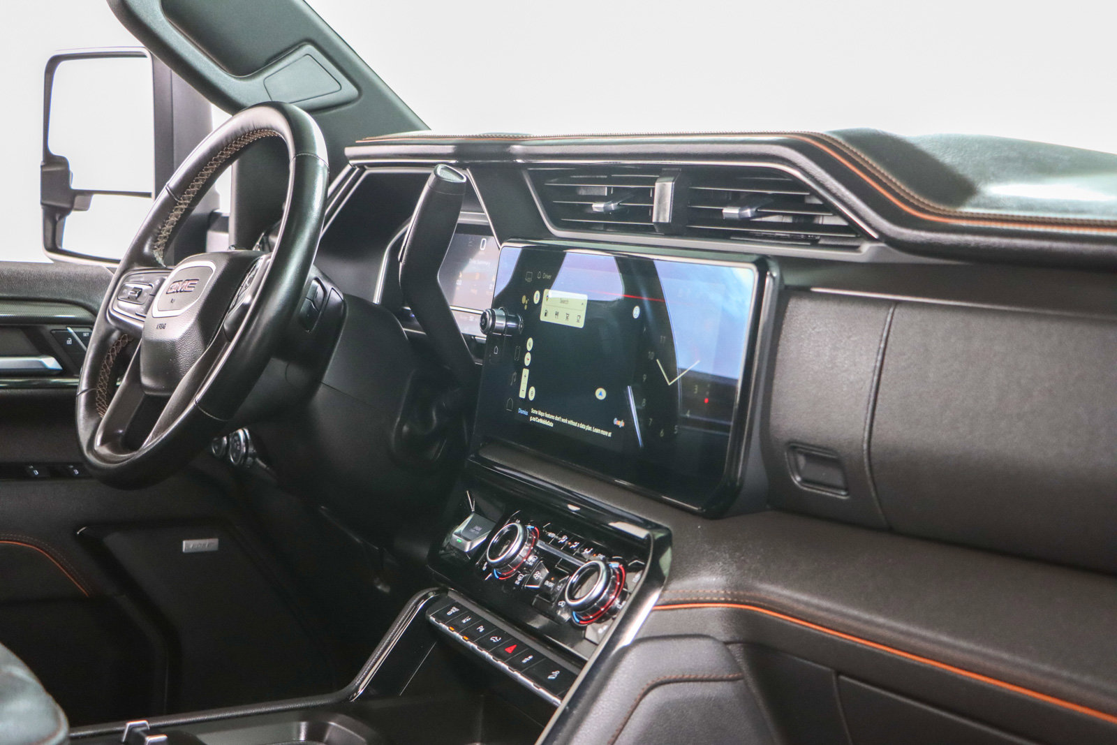 Used 2024 GMC Sierra 2500 AT4 w/ AT4 Premium Plus Package image 30