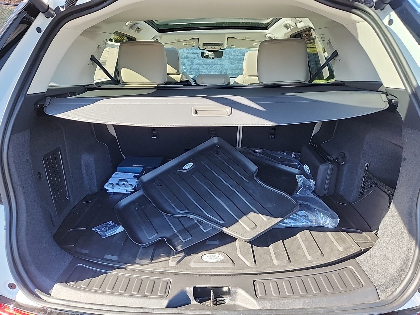 Certified 2025 Land Rover Discovery Sport S image 13