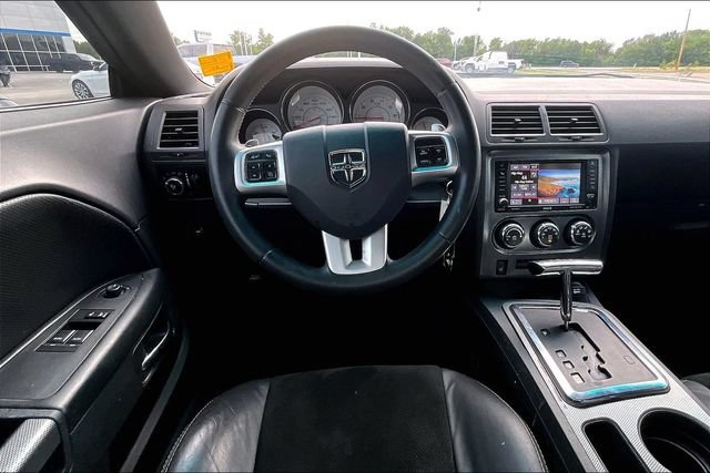 Used 2014 Dodge Challenger R/T RWD image 8