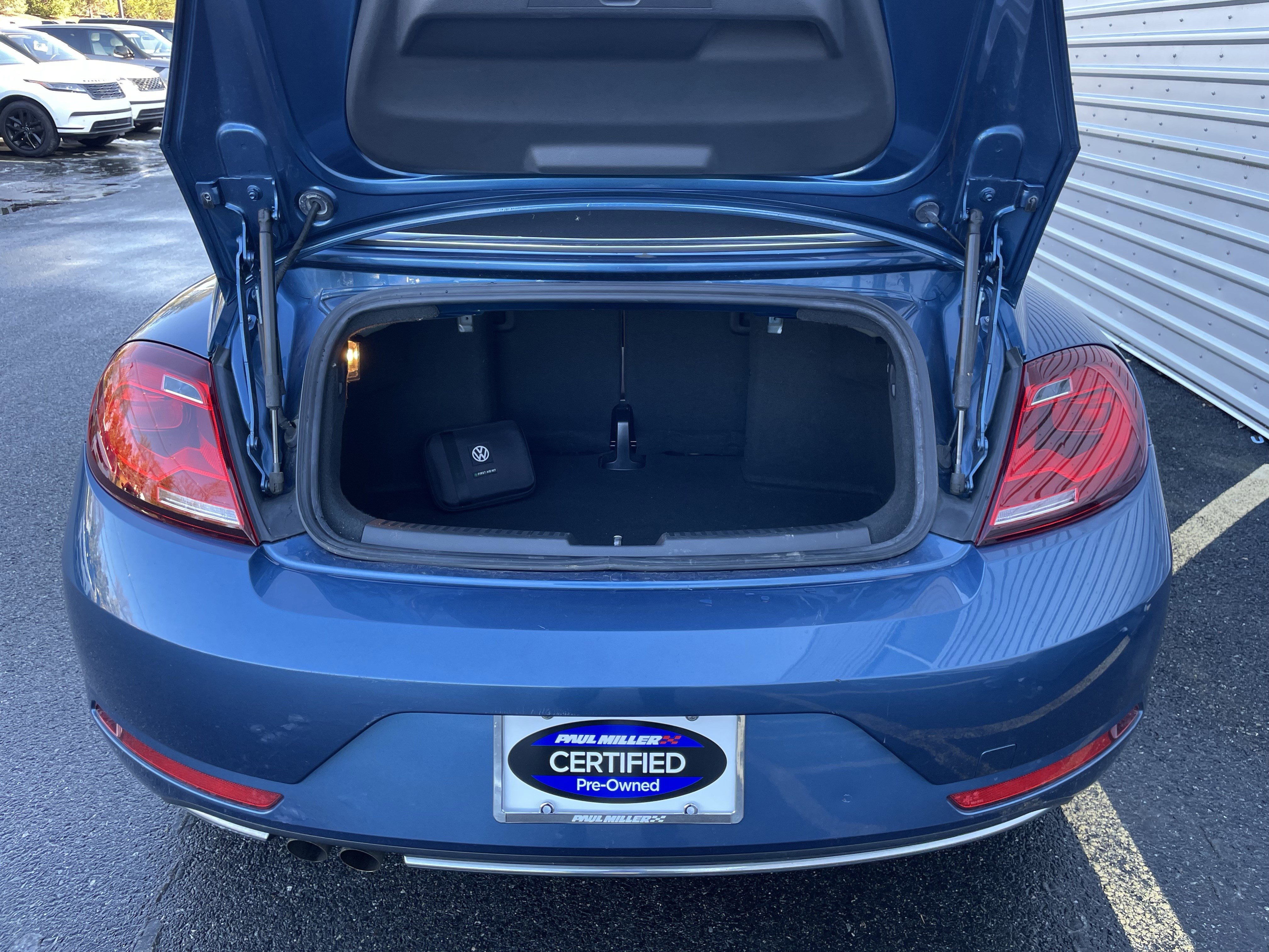 Used 2017 Volkswagen Beetle 1.8T Classic image 34