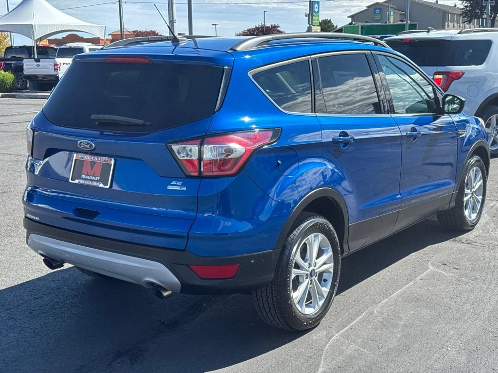 Used 2018 Ford Escape SE AWD/4WD image 3