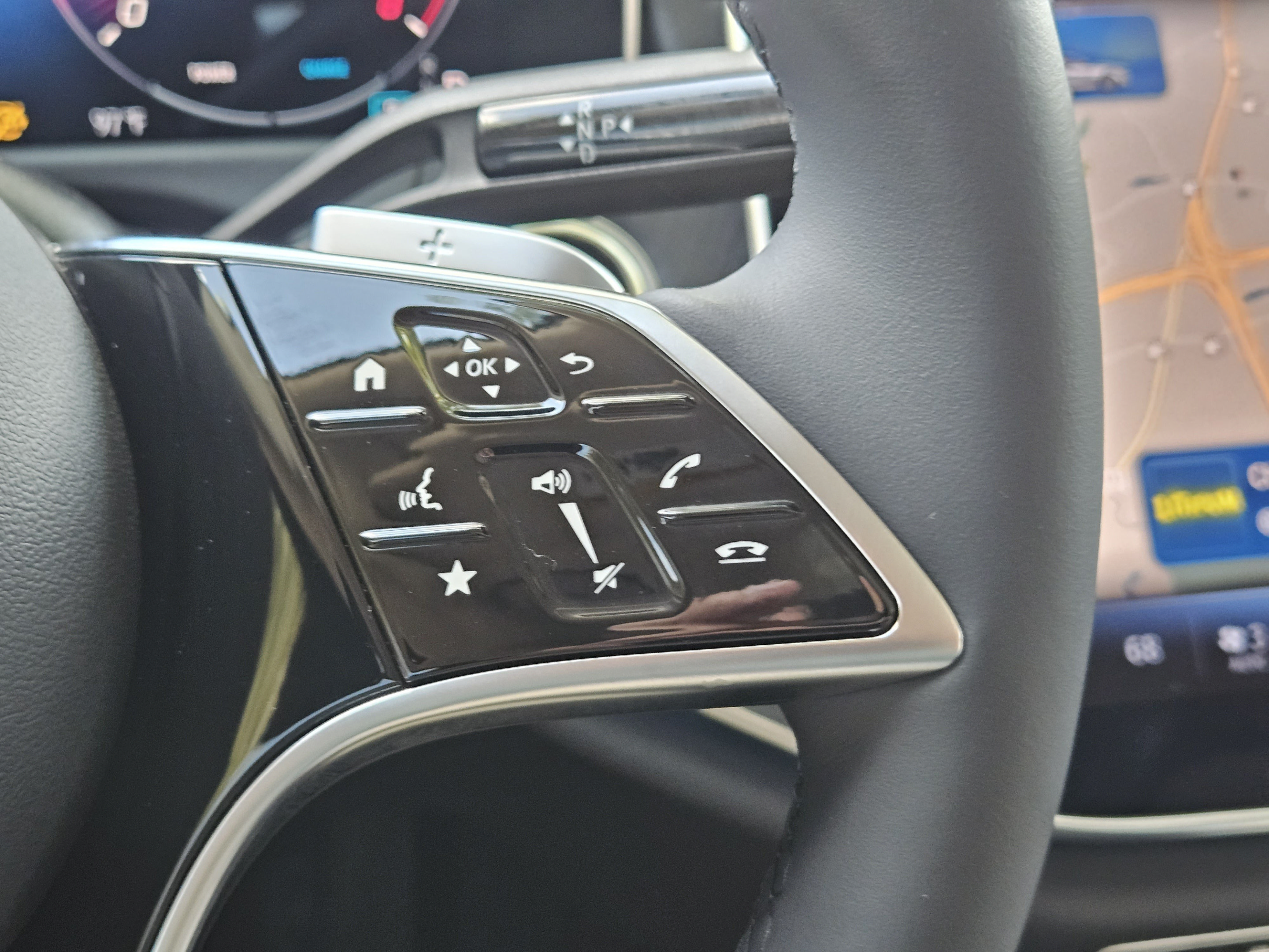 Certified 2024 Mercedes-Benz E 350 4MATIC Sedan image 19