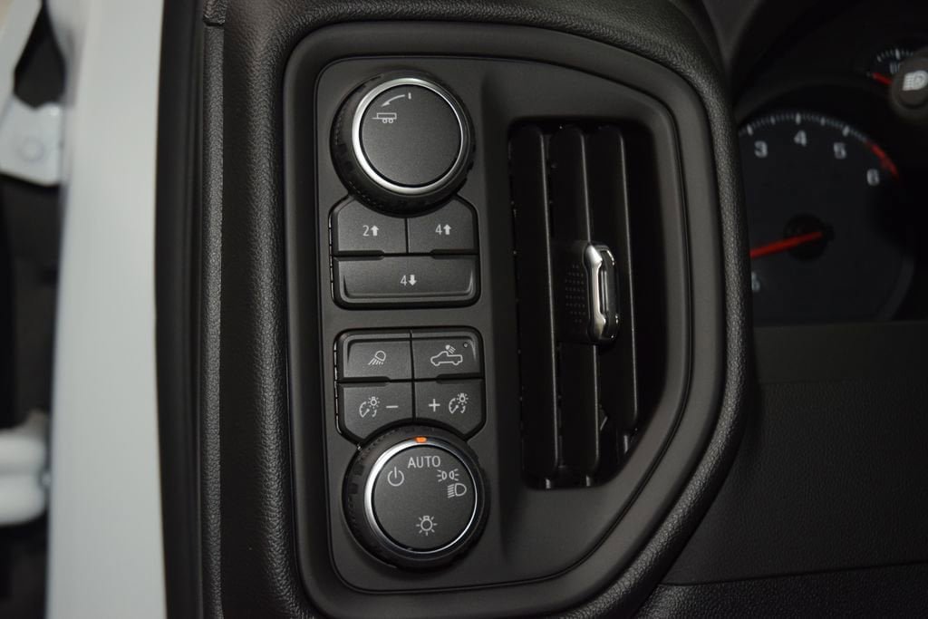 New 2026 Chevrolet Silverado 2500 Custom w/ Custom Value Package AWD/4WD image 37