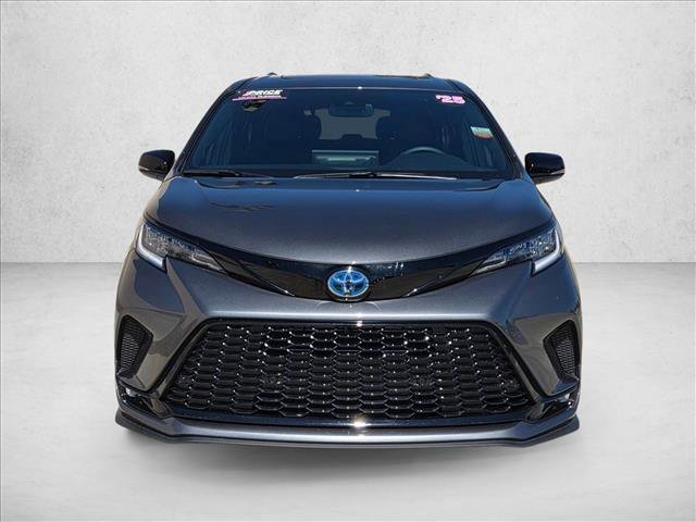 Certified 2025 Toyota Sienna XSE w/ XSE Premium Package video 2