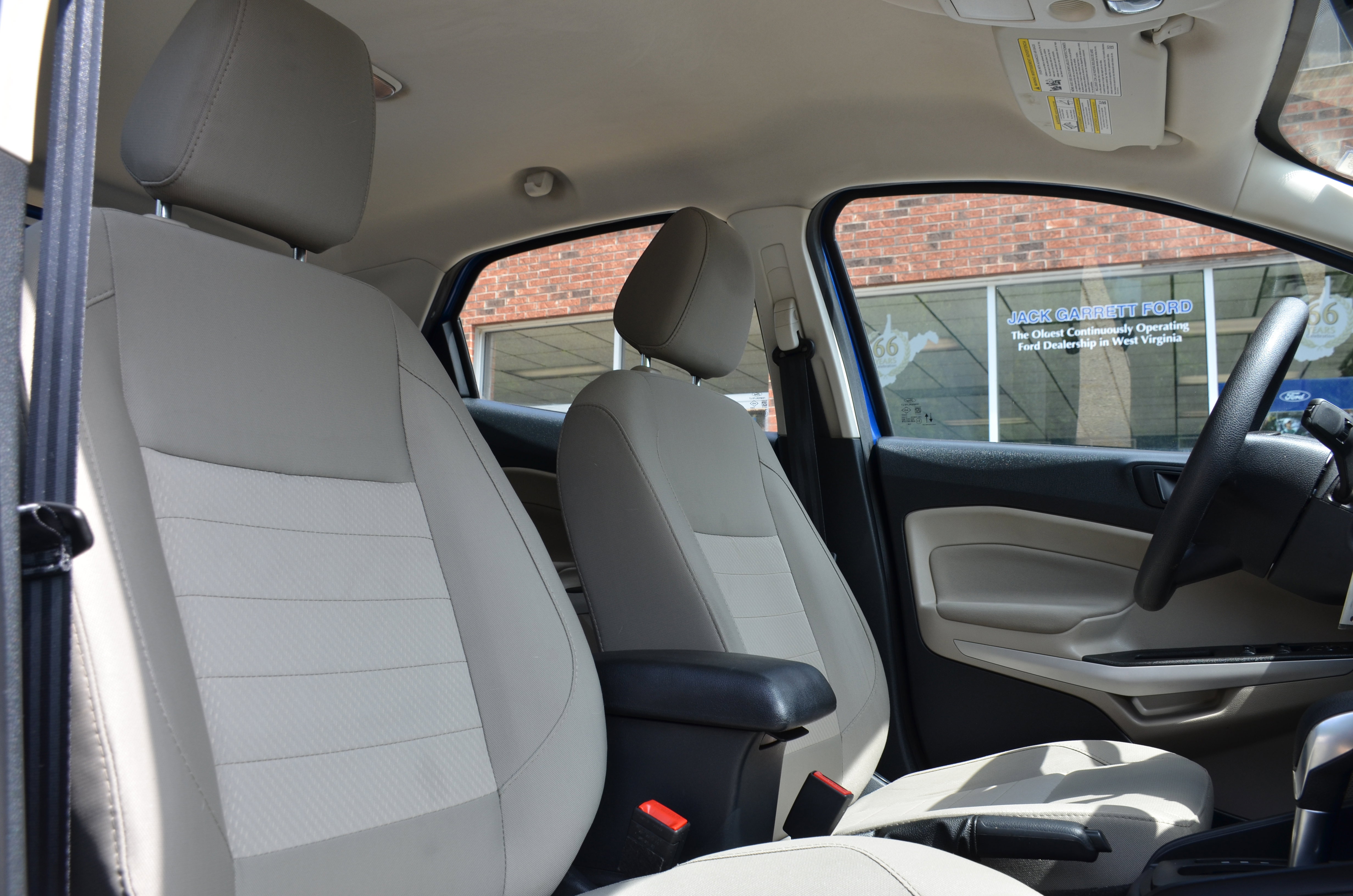 Used 2021 Ford EcoSport S image 21