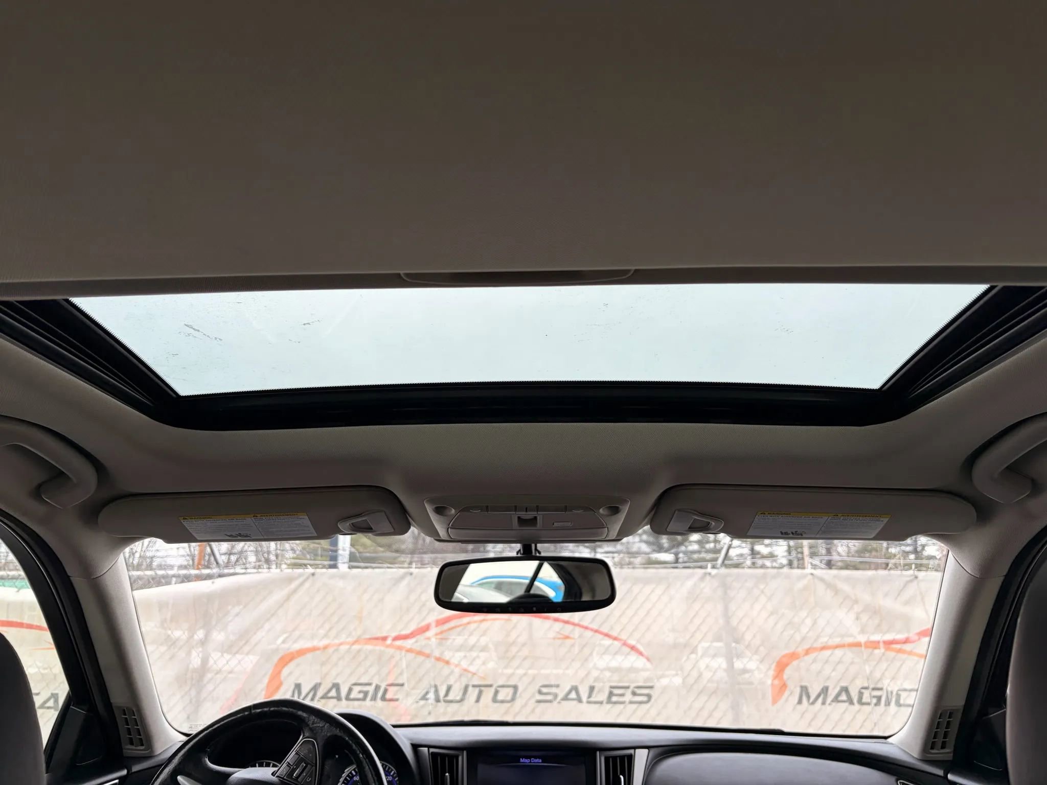 Used 2015 INFINITI Q50 Premium w/ Navigation Package image 87