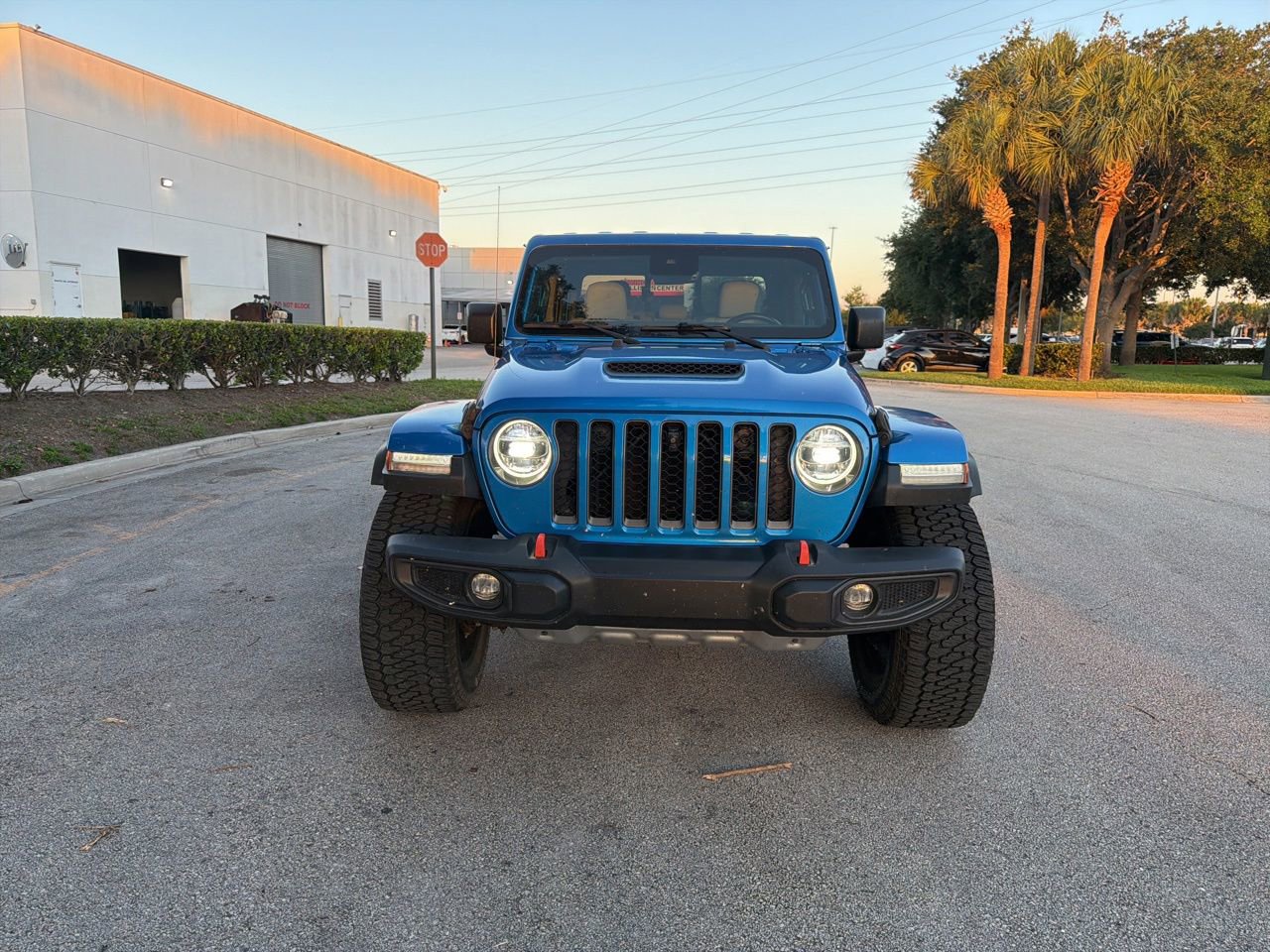 Used 2022 Jeep Gladiator Mojave w/ LED Lighting Group AWD/4WD image 8