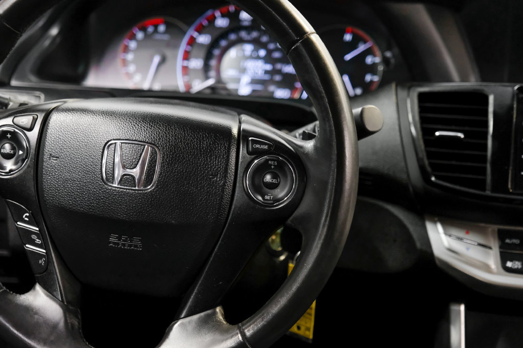 Used 2014 Honda Accord Sport image 22