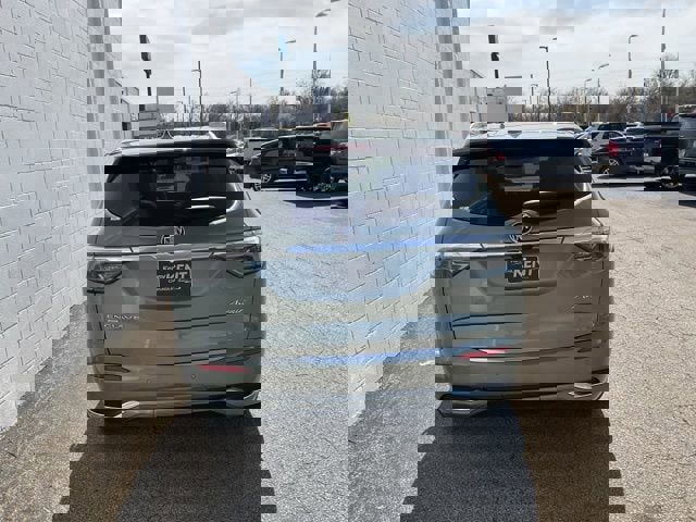 Used 2023 Buick Enclave Avenir w/ Avenir Technology Package image 7