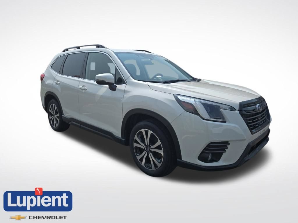 Used 2022 Subaru Forester Limited AWD/4WD image 1