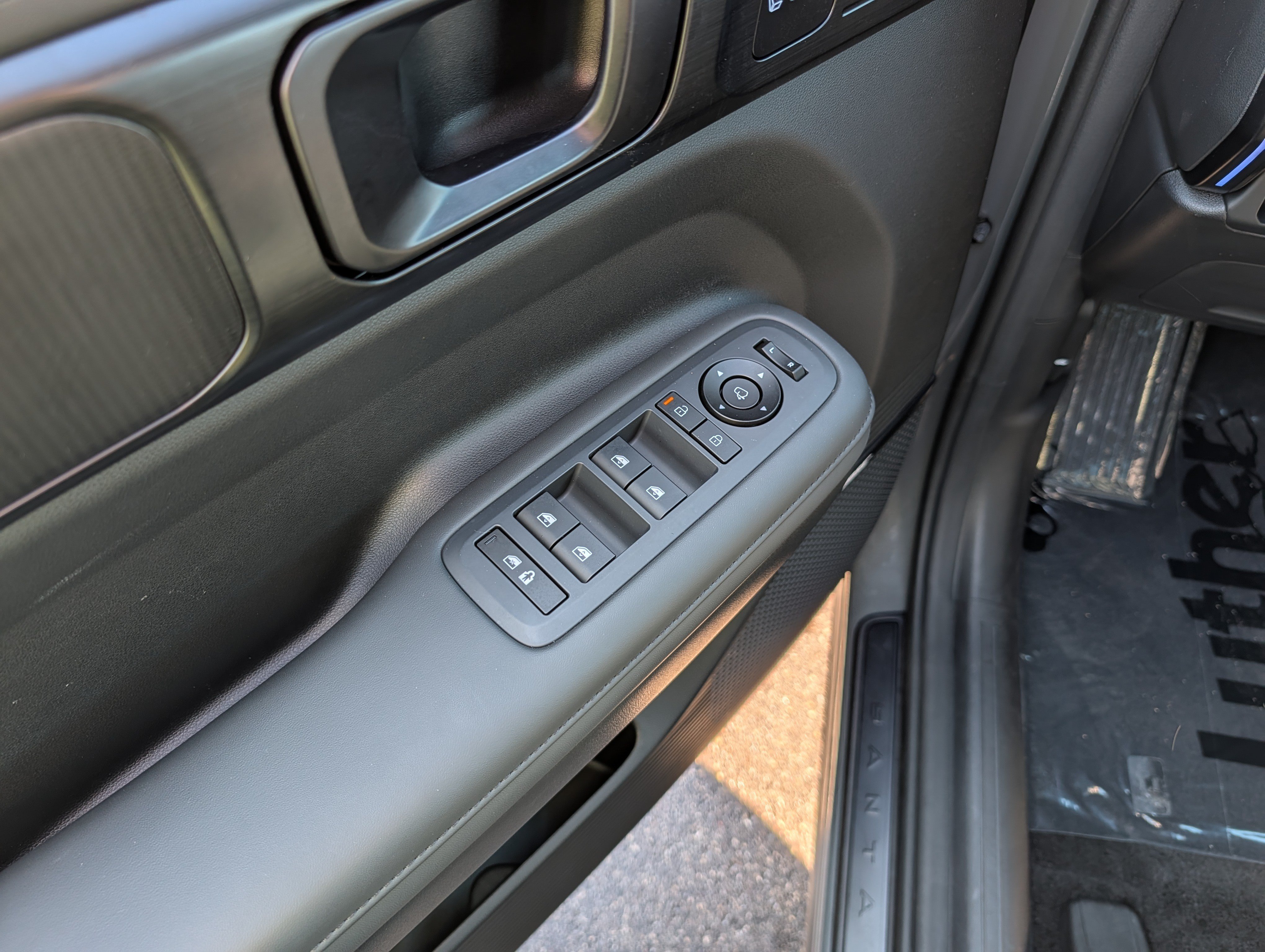 Certified 2026 Hyundai Santa Fe Calligraphy AWD/4WD image 19