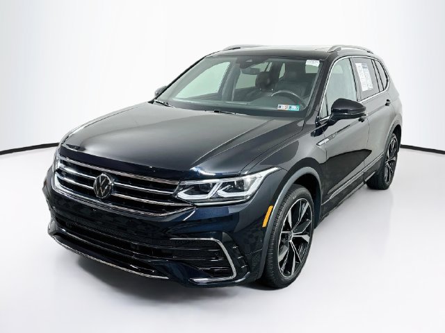 Certified 2024 Volkswagen Tiguan SEL R-Line AWD/4WD image 4