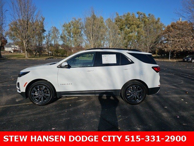 Used 2024 Chevrolet Equinox RS image 1