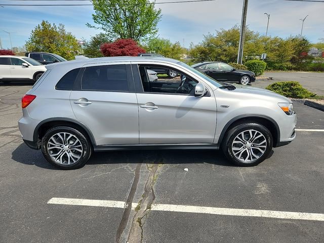 Used 2018 Mitsubishi Outlander Sport SE AWD/4WD image 7
