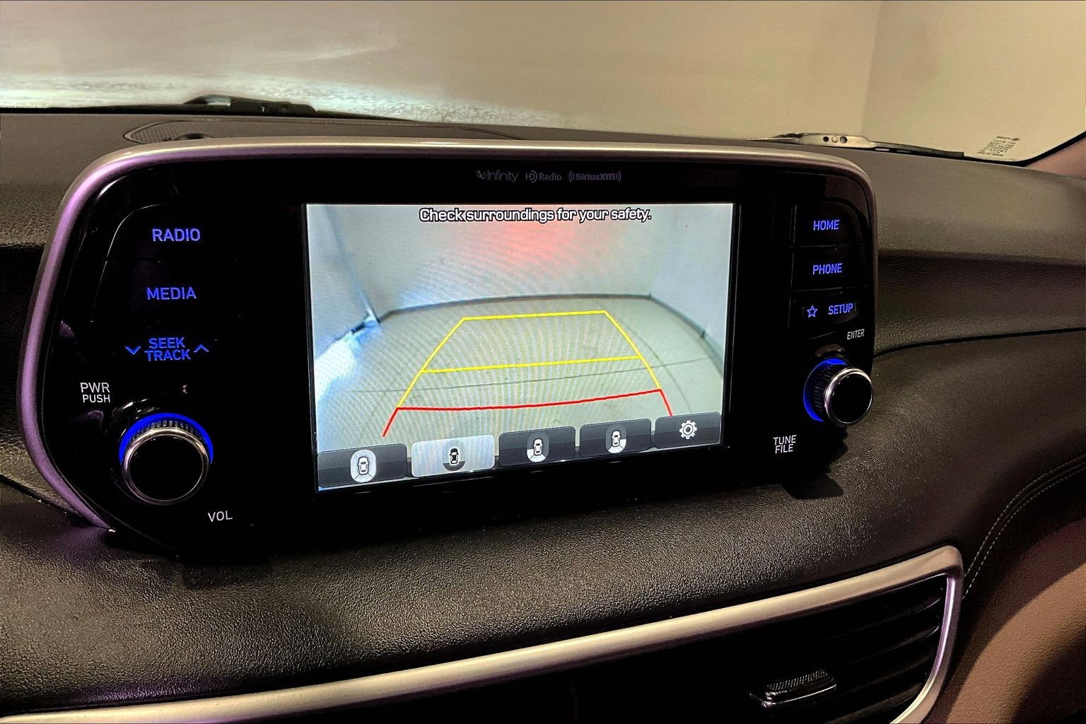 Used 2021 Hyundai Tucson Limited AWD/4WD image 14