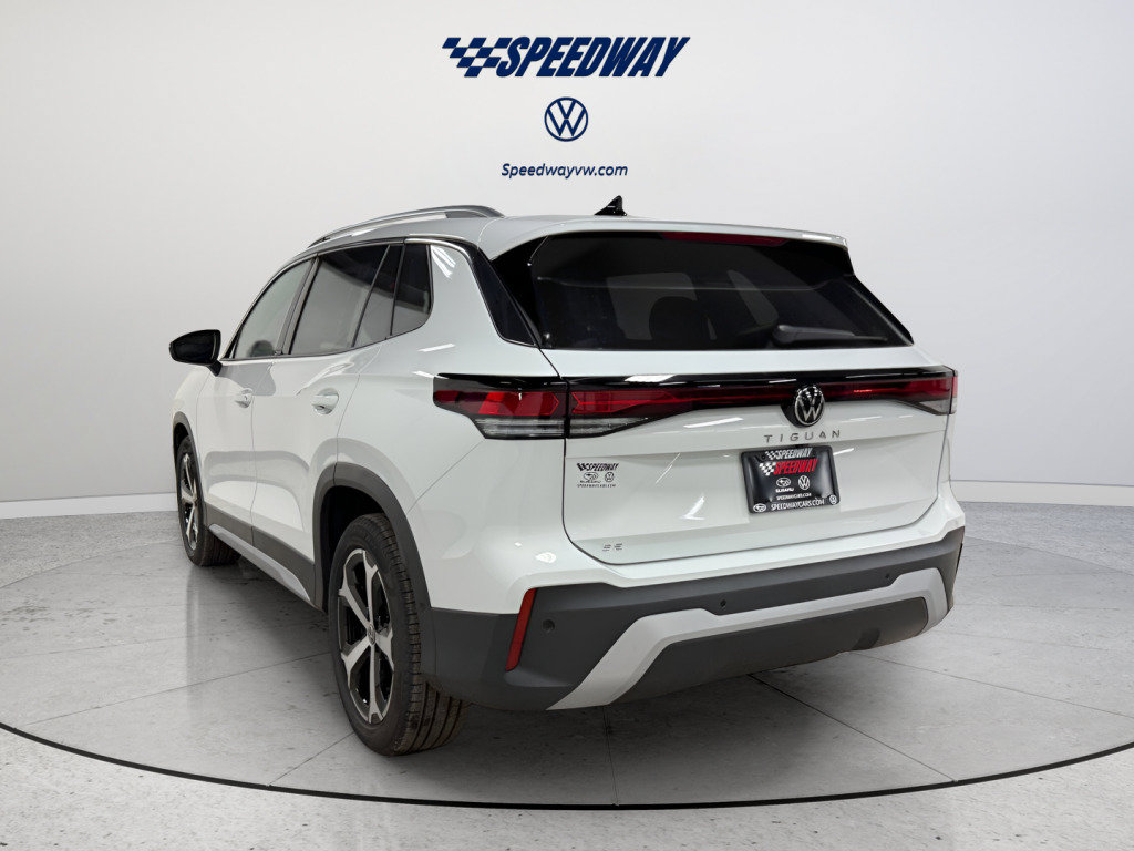 New 2026 Volkswagen Tiguan SE FWD image 5
