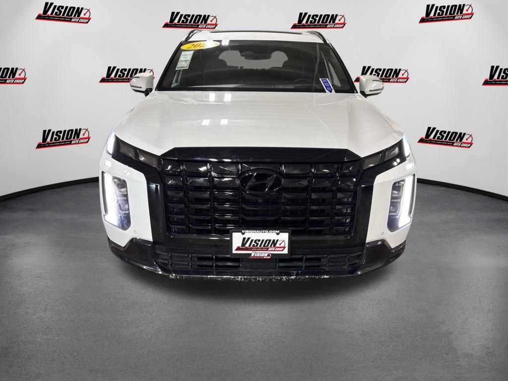 Used 2025 Hyundai Palisade Calligraphy AWD/4WD image 2