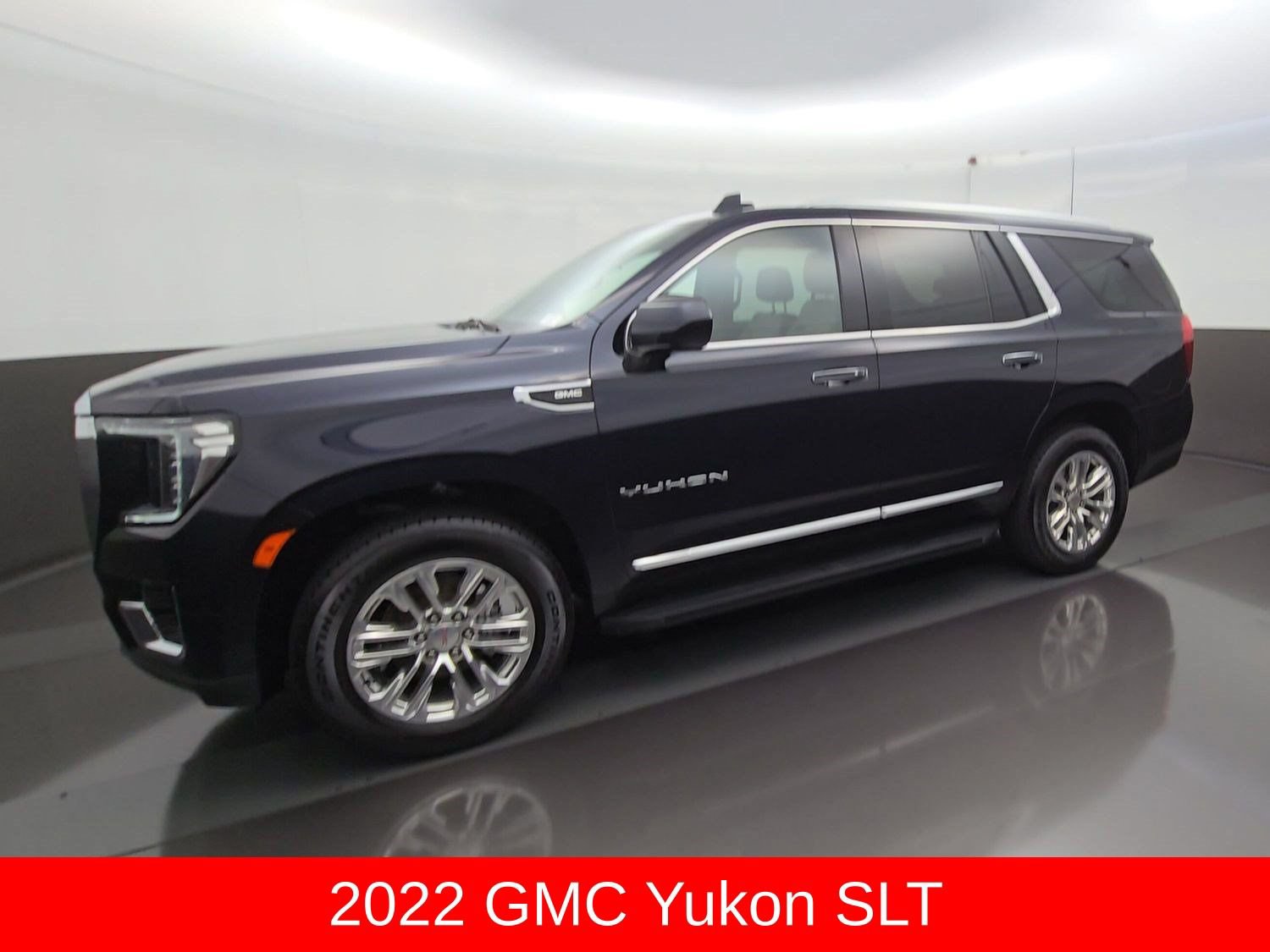Used 2022 GMC Yukon SLT RWD image 4