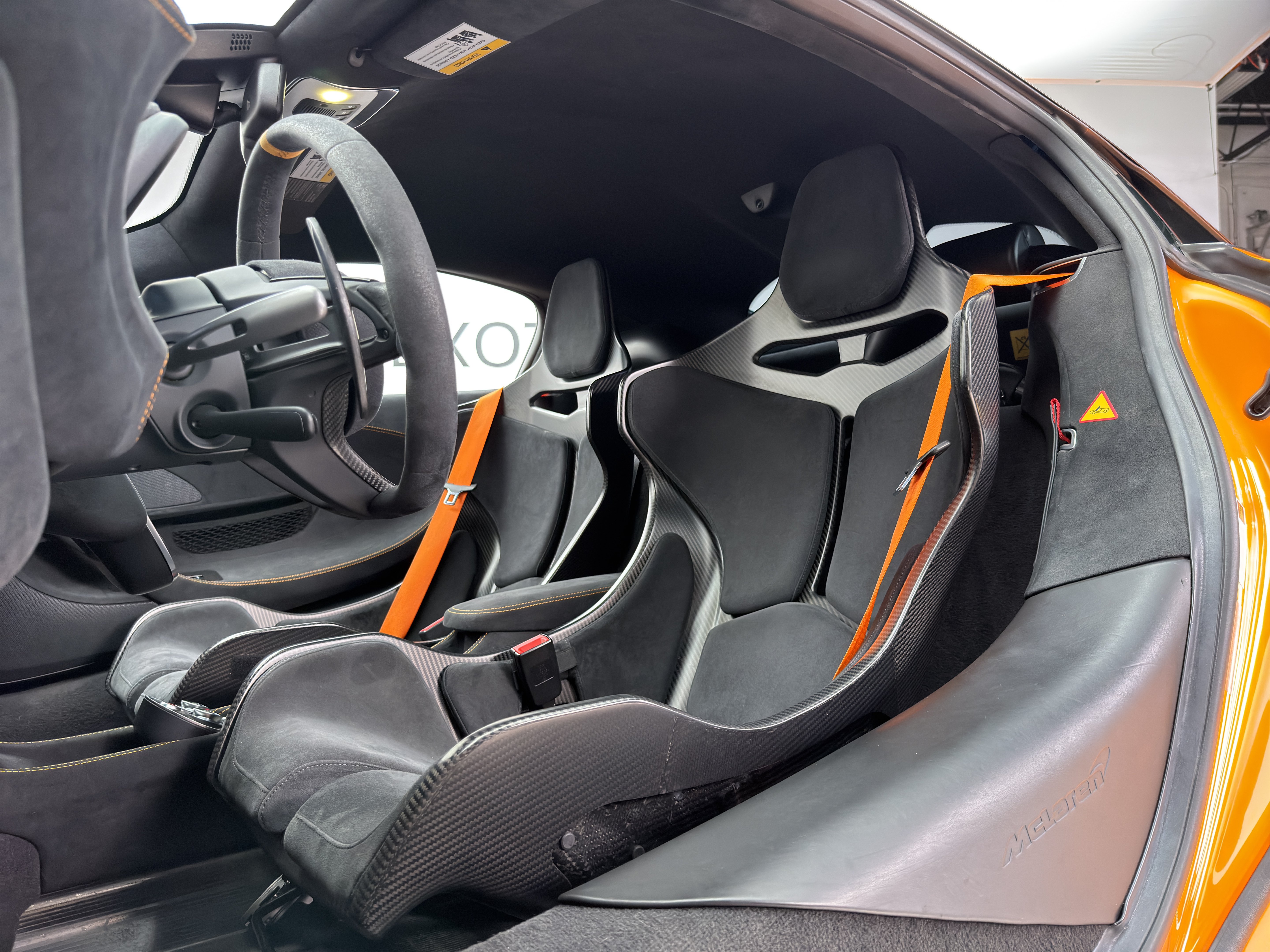 Used 2019 McLaren 600LT RWD image 15
