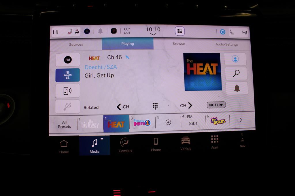 New 2025 Jeep Grand Cherokee Limited w/ Luxury Tech Group II image 15