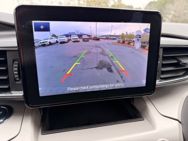 Certified 2024 Ford Explorer XLT w/ Equipment Group 202A image 5