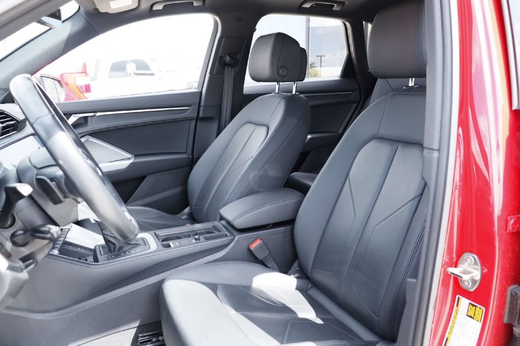 Used 2024 Audi Q3 2.0T Premium AWD/4WD image 5