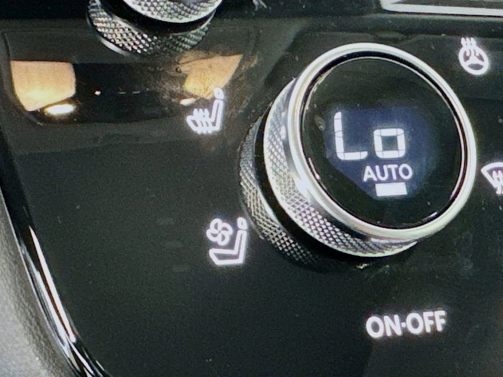 Used 2026 INFINITI QX60 Luxe w/ Cargo Package FWD image 21