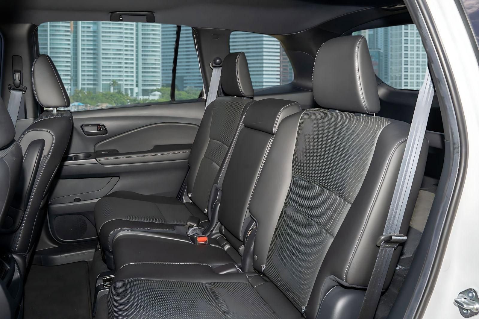 Certified 2023 Honda Passport EX-L image 19