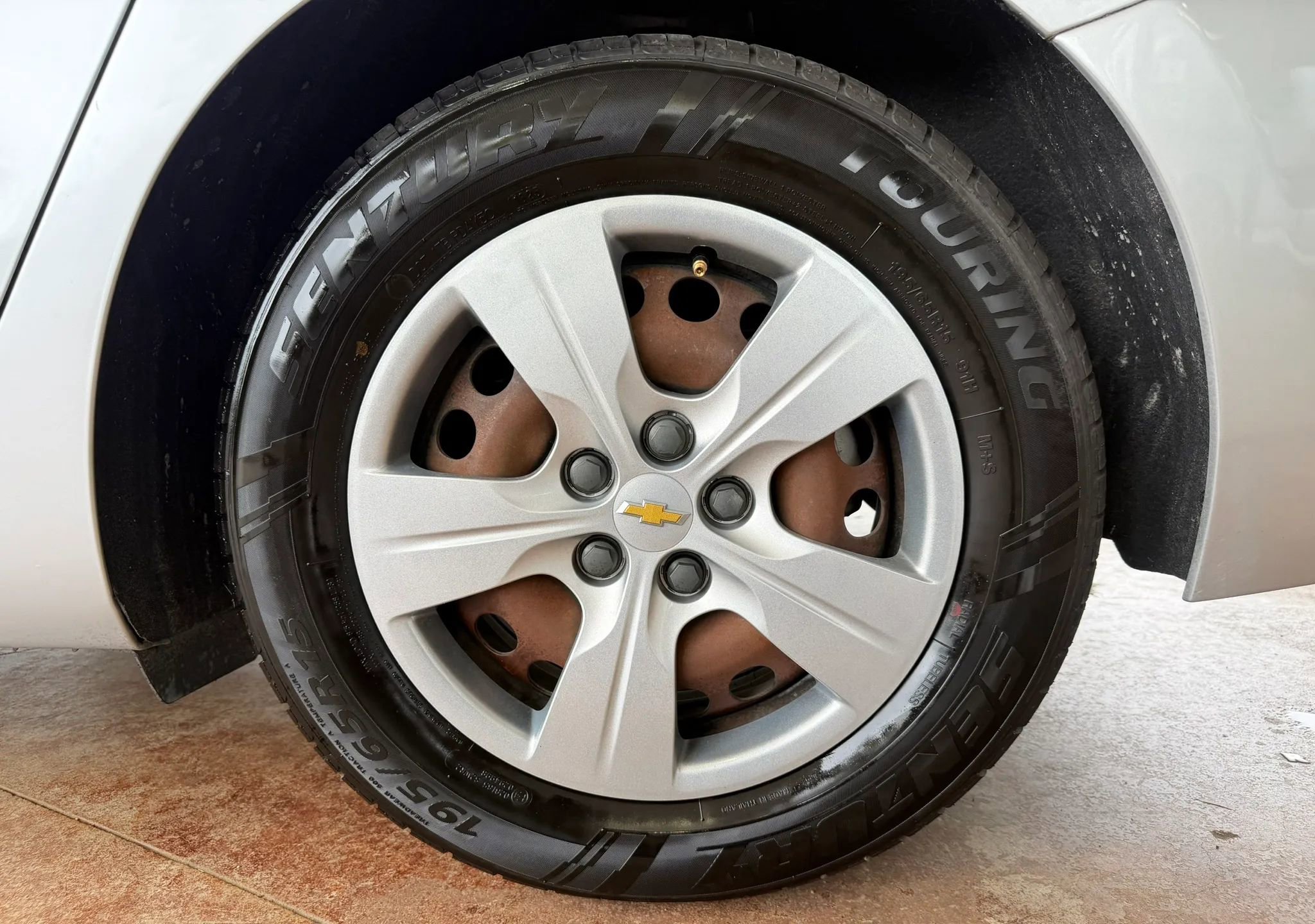 Used 2017 Chevrolet Cruze LS image 22