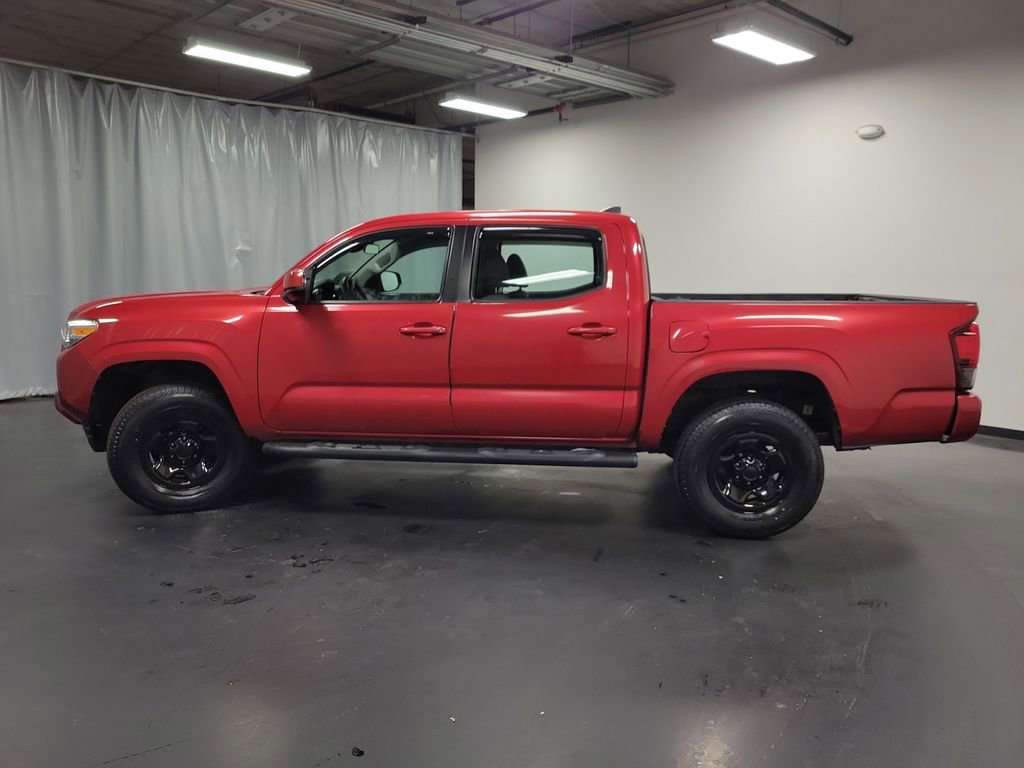 Used 2018 Toyota Tacoma SR w/ SR Convenience Package image 4