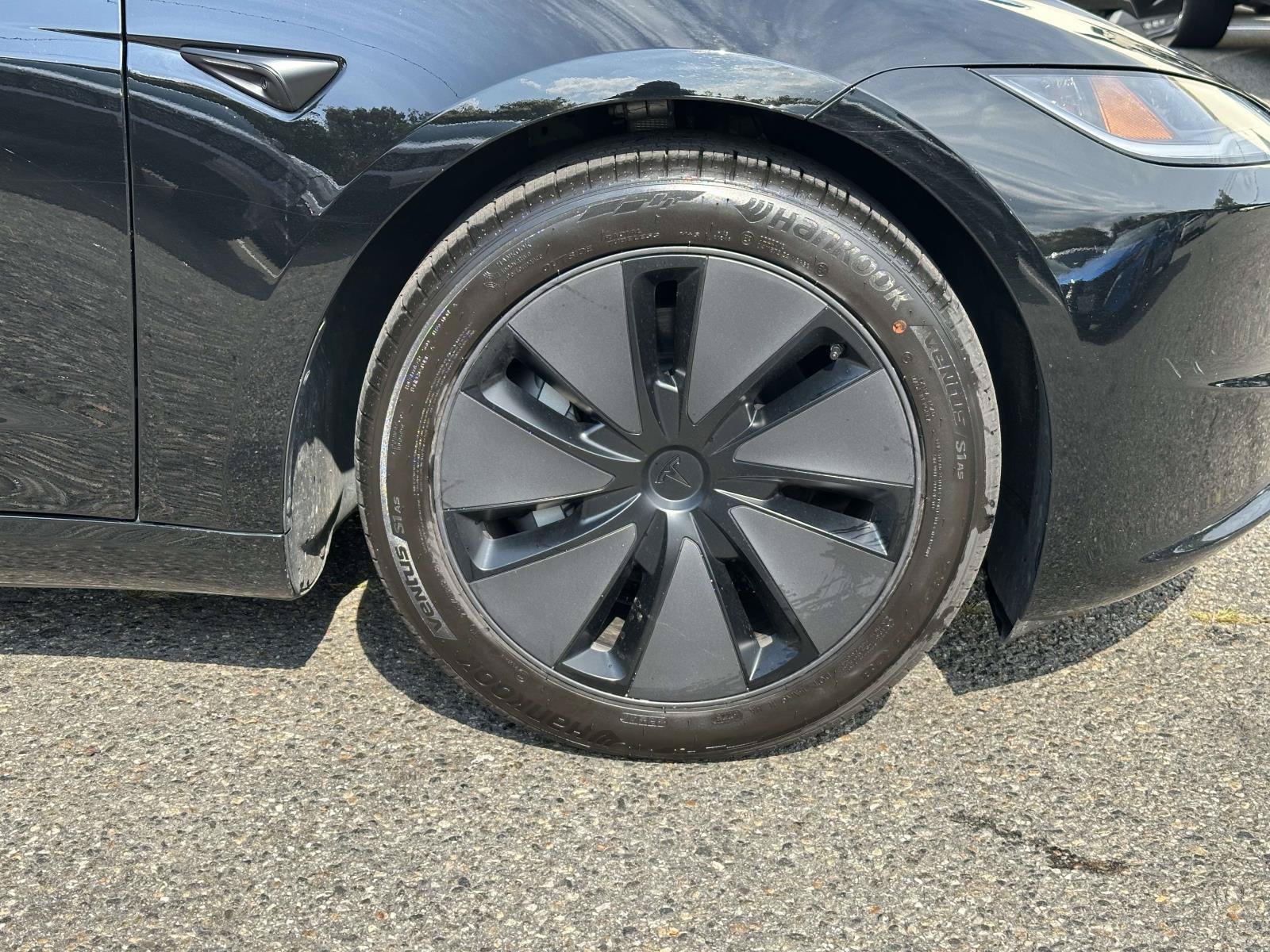 Used 2024 Tesla Model 3 Standard Range RWD image 10