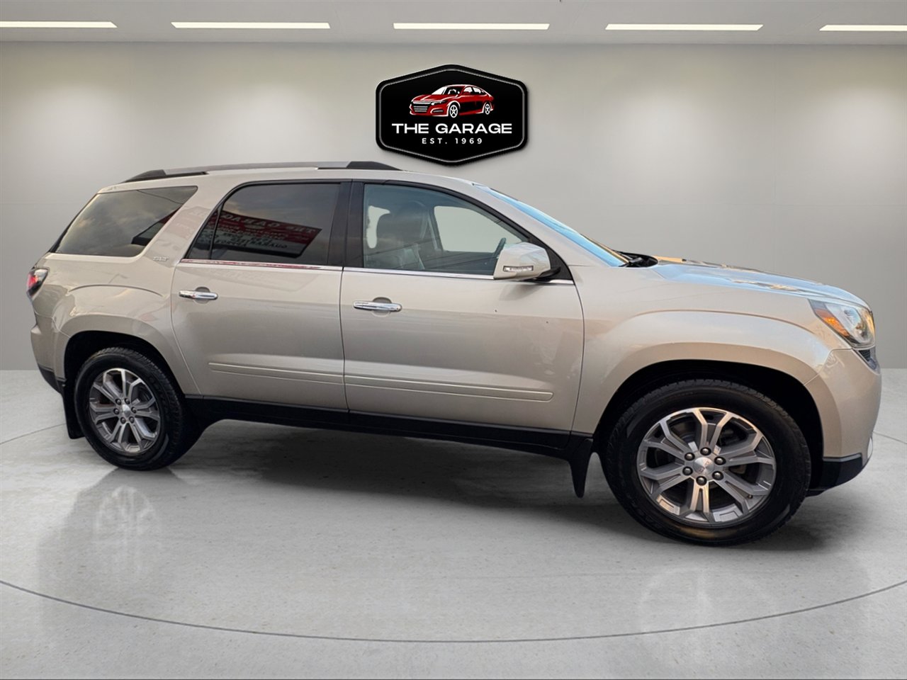 Used 2016 GMC Acadia SLT w/ Open Road Package image 9