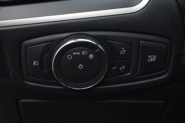 Used 2021 Ford Edge SEL w/ Cargo Accessory Package image 16