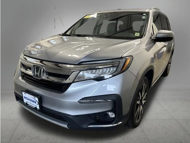 Used 2020 Honda Pilot Touring image 1