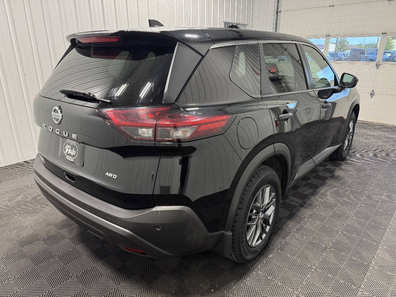 Used 2021 Nissan Rogue S AWD/4WD image 3